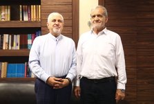 ظریف معاون راهبردی رئیس جمهور و رئیس مرکز بررسی‌های استراتژیک شد + عکس