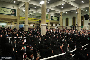 دیدار جمعی از خانواده‌های شهدای دفاع مقدس و مدافع حرم با رهبر معظم انقلاب