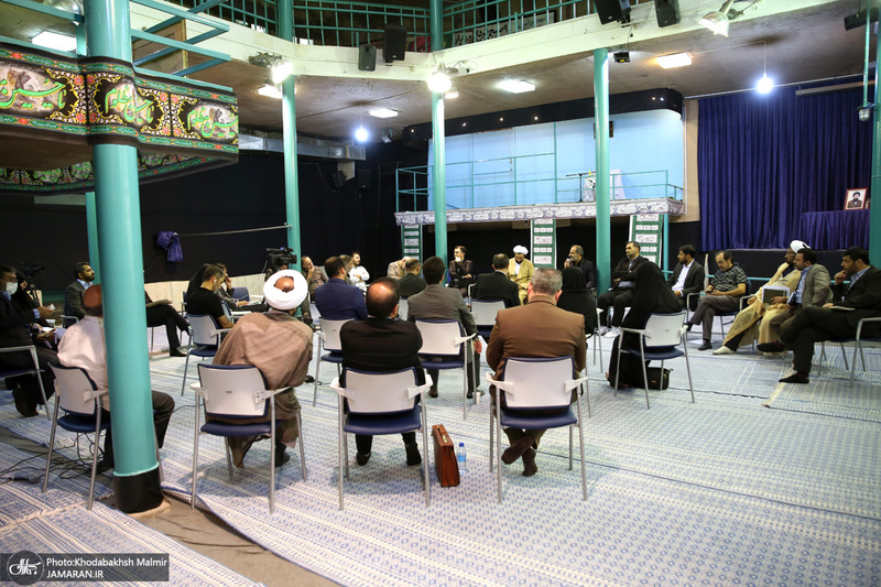 هم اندیشی معاونین پرورشی آم.زشی و پرورش و موسسه تنظیم و نشر آثار امام خمینی در حسینیه جماران