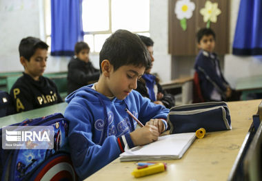 فعالیت آموزشی مدارس شهرستان کوهرنگ ۱۵ دی‌ماه با یک ساعت تاخیر آغاز می‌شود