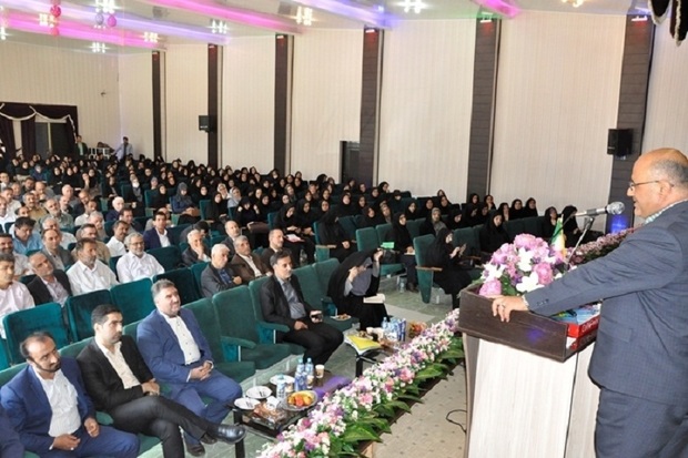 22هزار و 300معلم در آذربایجان غربی آماده حضور در مدارس هستند