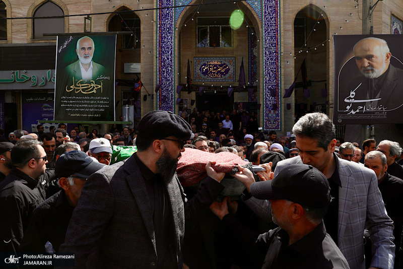 مراسم تشييع پيكر احمد توكلى