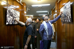 بازدید جمعی از مسئولین فرهنگی کشور لبنان از بیت امام خمینی (س) درجماران