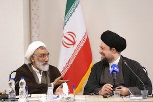 آیین رونمایی  از فصلنامه گواه در مرکز اسناد انقلاب اسلامی