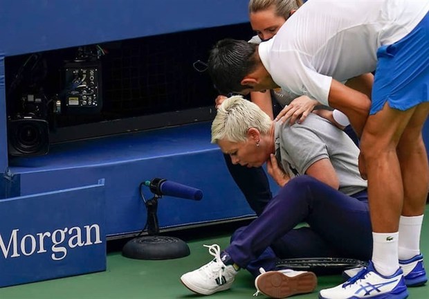 جوکوویچ عذرخواهی کرد
