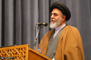 همایش «احیاگر حدیث» ویژه نکوداشت آیت الله ری شهری (ره)