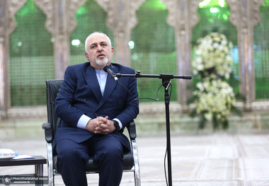 درسی که از ظریف باید گرفت