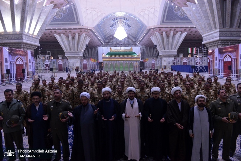 مراسم زیارت عاشورا پرسنل پادگان مرکز آموزش دژبان شهید اسدی کهریزک در حرم امام خمینی(س)