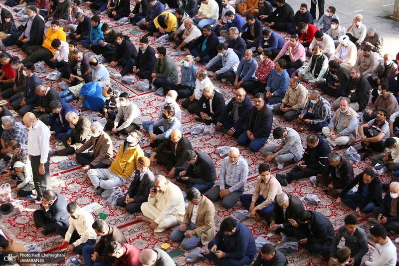 نماز عید سعید فطر در حرم مطهر حضرت معصومه (س)