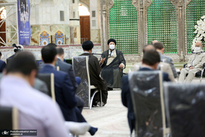 تجدید میثاق رئیس و اعضای دوره جدید شورای اسلامی شهر تهران با آرمان های امام خمینی(س)