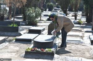 زیارت اهل غبور در آخرین پنجشنبه سال در بهشت زهرا (س) تهران