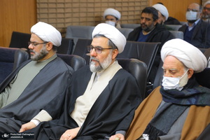 هشمتین نشست تبیین مکتب امام خمینی با عنوان «تاثیر مکتب فقهی امام خمینی (س) بر فقه سیاسی شیعه‎‎»