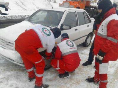 نداشتن زنجیرچرخ مهمترین دلیل در راه ماندن مسافران در جاده های برفی است