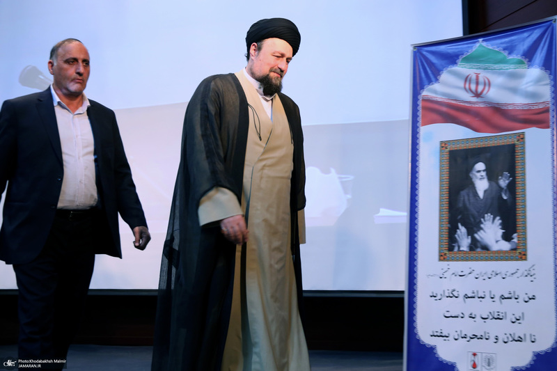 دیدار رییس و امدادگران جمعیت هلال احمر با سید حسن خمینی