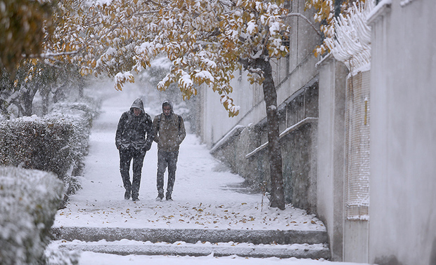 بارش برف در آذربایجان غربی تا بعدازظهر ادامه دارد