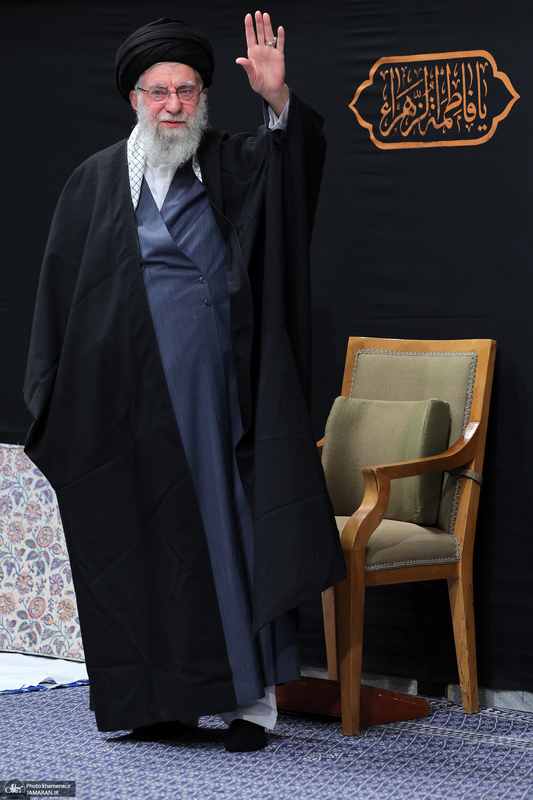 اولین شب مراسم عزاداری ایام شهادت حضرت زهرا (س) در حسینیه امام خمینی(ره)