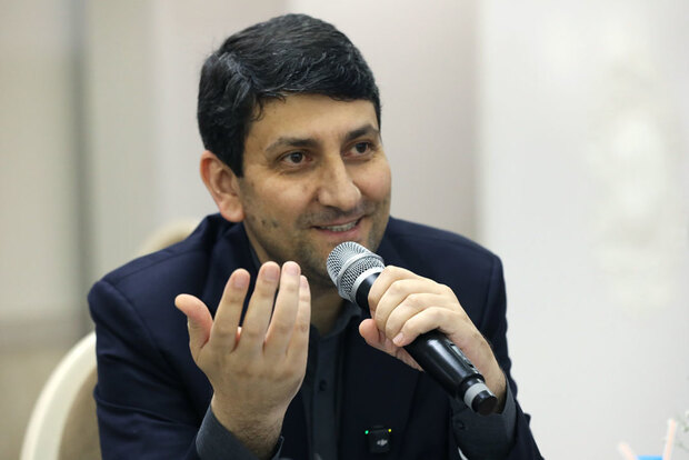 وزیر ارتباطات مطرح کرد: استفاده ۸۰ درصدی از فیلترشکن! فیلتر طولانی مدت یعنی افزایش نارضایتی و ناامیدی/ کاهش کیفیت اینترنت را انکار نمی کنیم/ افرادی هستند که معتقدند اینترنت باید به حداقل برسد / اگر جنگ رخ نمی داد دسترسی به پلتفرم های محبوب اتفاق می افتاد