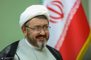 حضور رئیس موسسه تنظیم و نشر آثار امام خمینی (س) در جماران به مناسبت روز خبرنگار