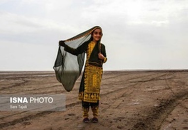 ۸ نفر از بی‌شناسنامه‌های جنوب کرمان راهی مدرسه شدند