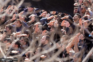 دسته عزاداری روز شهادت حضرت زهرا(س) با حضور آیت الله العظمی وحید خراسانی