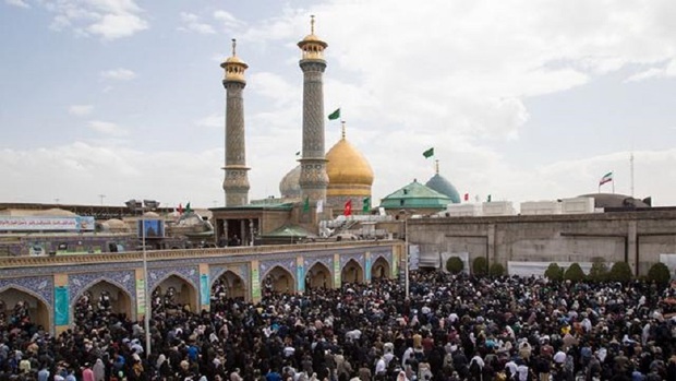 آیین تحویل سال نو در حرم مطهر حضرت عبدالعظیم (ع) برگزار شد