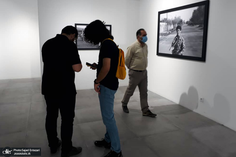 رونمایی از کتاب عکس«فرزندان روح الله» و افتتاح نمایشگاه «فرمانده من»