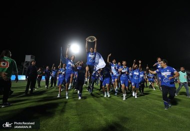 تصاویر جشن قهرمانی استقلال در جام حذفی