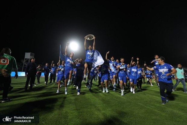 تصاویر جشن قهرمانی استقلال در جام حذفی