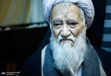 انتقاد روزنامه جمهوری اسلامی از آیت‌الله موحدی کرمانی