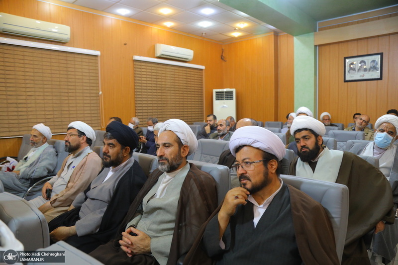 نشست تبیین مکتب امام خمینی با عنوان «جایگاه زن در مکتب فقهی امام(س)»