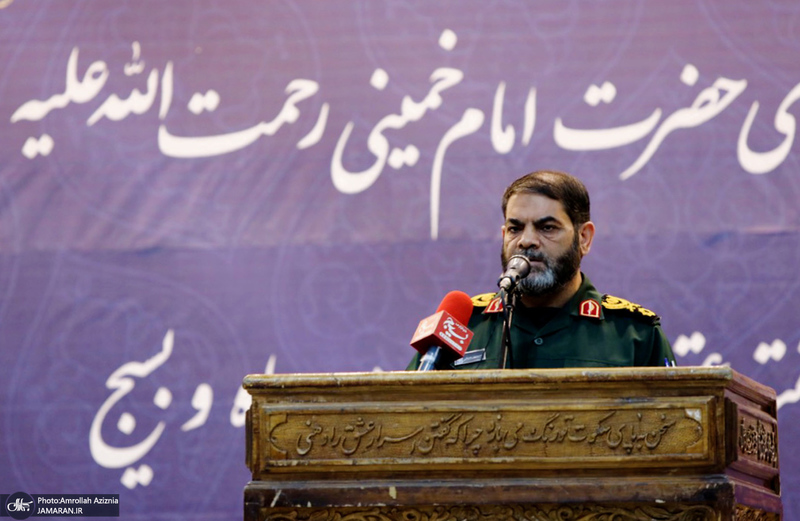 تجدیدمیثاق با آرمان‌های امام خمینی (س) به‌مناسبت گرامیداشت هفته عقیدتی سیاسی در سپاه و بسیج