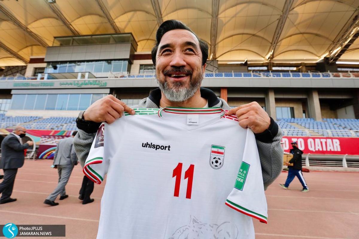 مذاکره فدراسیون فوتبال با خداداد عزیزی برای حضور در تیم ملی