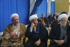 نشست‌ فقه پژوهی با موضوع رجوع مسلمان به محاکم دولت‌های غیر اسلامی