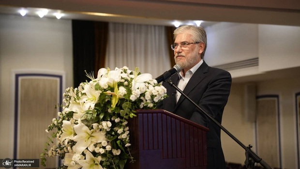 وزیر علوم: دانشگاه پایان مسیر نیست، آغاز مسئولیت است/ نخبگان برای پیشرفت ایران تلاش کنند/ تخصص در کنار فرهنگ و فرزانگی معنا می‌یابد