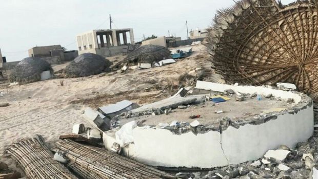 ساخت و سازهای غیرقانونی ساحل هنگام تخریب شد