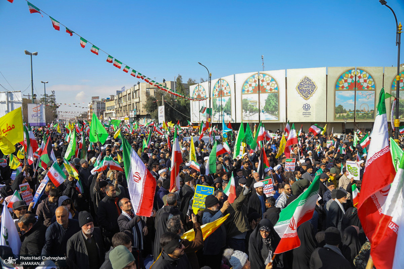 راهپیمایی باشکوه 22 بهمن در قم