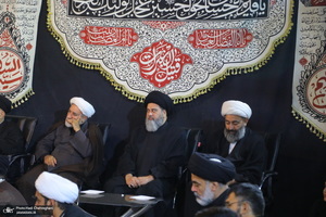 مراسم عزاداری دهه اول ماه صفر در بیت آیت الله شاه آبادی در قم‎