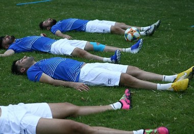  استراماچونی به آبی‌پوشان استراحت داد
