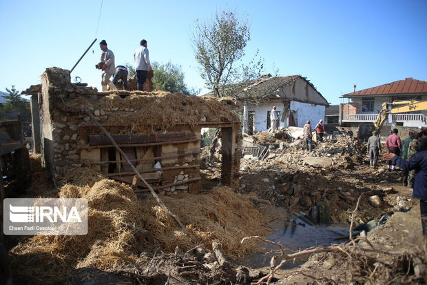 ۱۷۰ خانوار سیلزده شرق مازندران کمک بلاعوض دریافت کردند