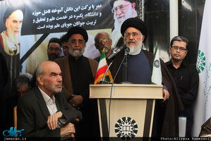 مراسم تشییع حجت الاسلام و المسلمین دکتر احمد احمدی 