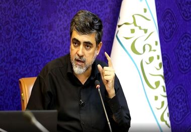 دبیر ستاد امر به معروف: بودجه ستاد امر به معروف از مواجب مسیح علینژاد کمتر است/ آمر به معروف و ناهی از منکر باید مانند آن خانم معلم شجاع یزدی در ماجرای قطار، ستاد را پشتیبان و پناه خود بداند/ بعضی ها در همین دولت به دنبال به تعطیلی کشاندن ستاد بودند