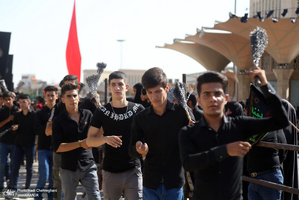 حال و هوای حرم کریمه اهل بیت در ظهر تاسوعای حسینی(ع)