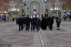 تجدید میثاق وزارتخانه ها، اصناف، نهادها و سازمان ها با آرمان های امام خمینی(س) - 2