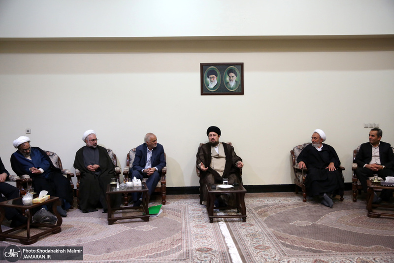 دیدار جمعی از اعضای حزب وحدت و همکاری ملی با سید حسن خمینی