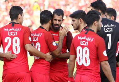 بازیکنان پرسپولیس نمی خواستند در مراسم سوپر جام حاضر شوند