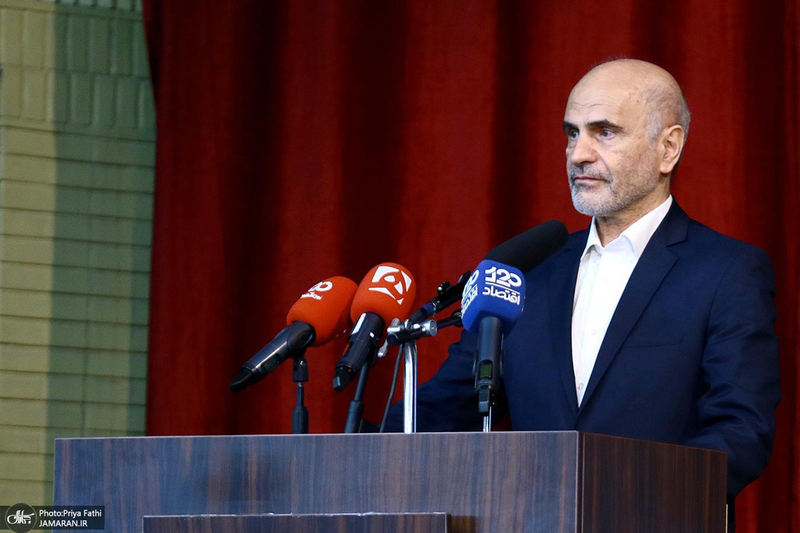 شب بزرگداشت «فرشاد مومنی»