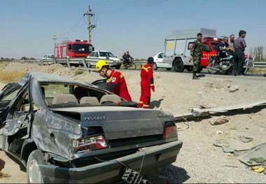 واژگونی خودرو در کمربندی جنوبی ورامین دو مصدوم برجای گذاشت