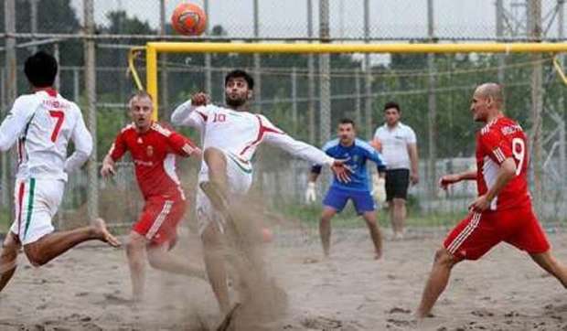 پیروزی شهرداری بندرعباس برابر شهریار ساری در لیگ برتر فوتبال ساحلی