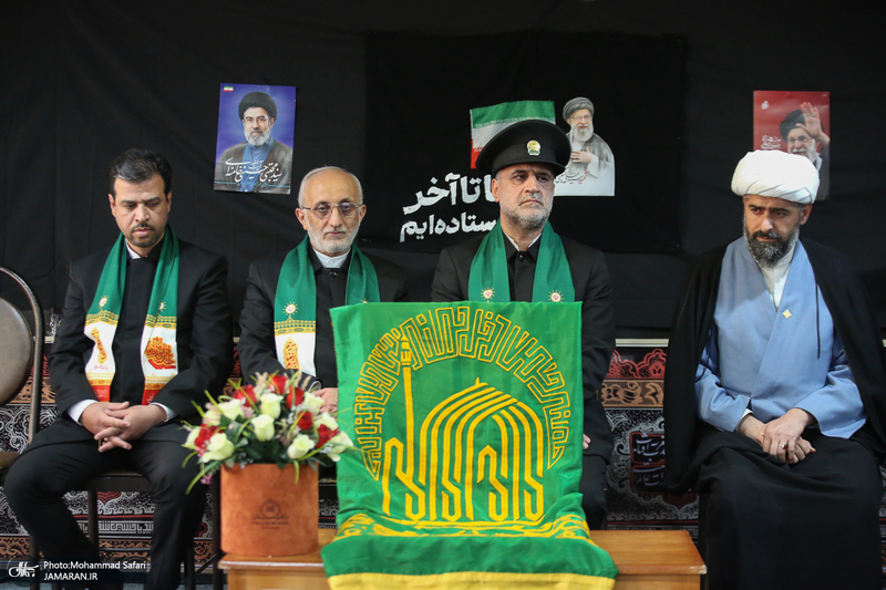 دیدار خادمان امام رضا (ع) با خانواده های شهدای شهرستان فسا