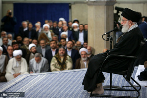 دیدار مسئولان نظام و میهمانان کنفرانس وحدت اسلامى‌ با رهبر معظم انقلاب